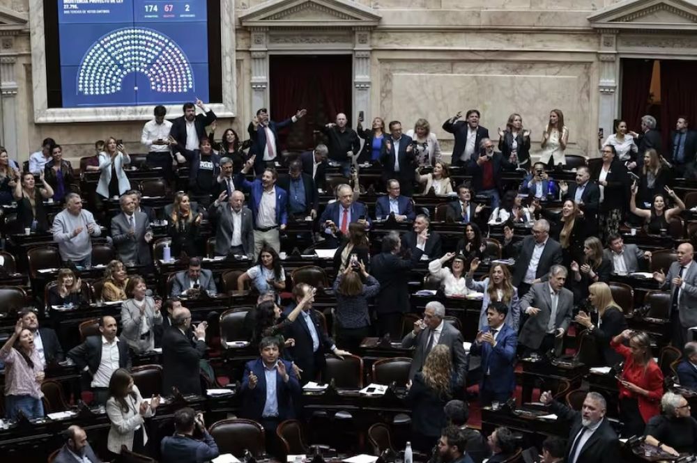 Pese al apoyo de EE.UU., Javier Milei choca con una oposicin que se aferra al calendario electoral y no cede en el Congreso