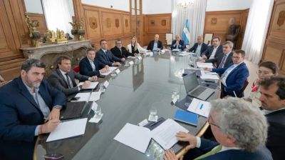El dilema de Milei: buscar acuerdos polticos para sostener la gobernabilidad y mantener el relato outsider