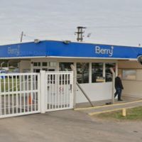 La multinacional Magnera cerr su produccin en el Parque Industrial de pilar y despidi a sus 140 operarios