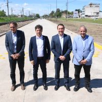 Andrs Watson y Axel Kicillof inauguraron obras de infraestructura en el barrio Villa Argentina