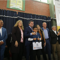 En Valle Frtil: Orrego inaugur obras clave para los vecinos y entreg computadoras a maestros y estudiantes