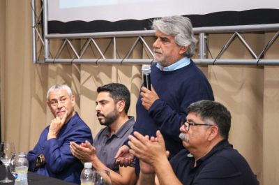 Hoy reprimen a jubilados y jubiladas, pero no hay justicia para quienes tienen probados vnculos con el narcotrfico, plante Walter Correa