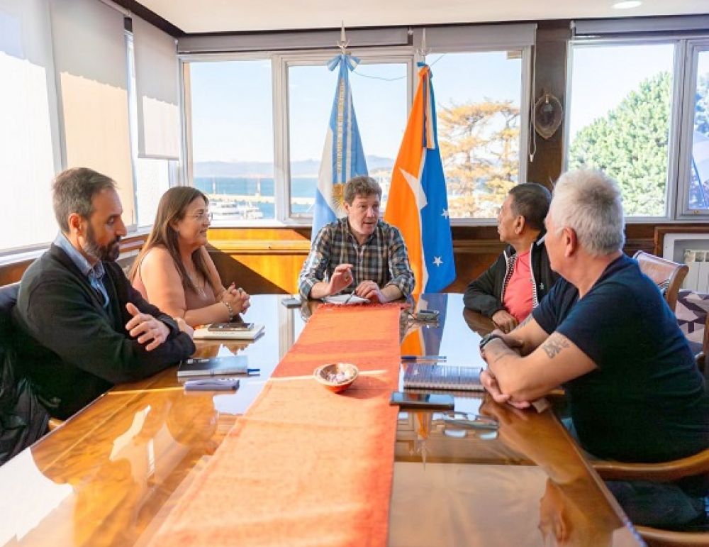 Melella se reuni con representantes del Sindicato de Petrleo y Gas Privado de Tierra del Fuego