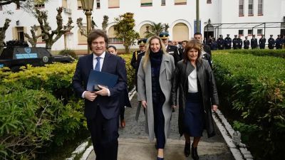 El detr�s del pedido de explicaciones a Espert: Bullrich construye un discurso y perfil propios