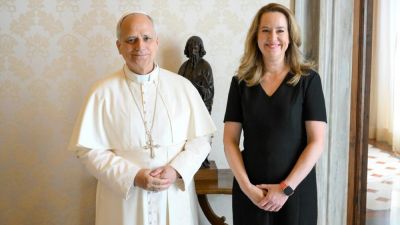 Directora de la OIM: La Iglesia da esperanza a los migrantes