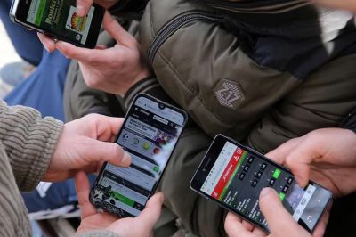 Le pusimos a los chicos un casino en cada celular