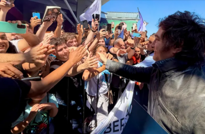 Javier Milei en Santa Fe: entre gazebos rotos y detenidos, otro paso de campaa fallido