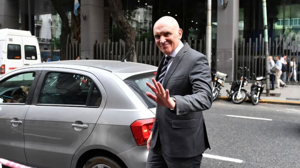 La renuncia de Espert: una presin interna insostenible y el riesgo de una crisis poltica con impacto electoral