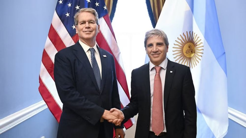 Caputo y Bessent definen una ingeniera financiera para el swap de 20.000 millones de dlares que apunta a una compra estratgica de bonos en octubre