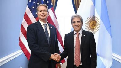 Caputo y Bessent definen una ingeniera financiera para el swap de 20.000 millones de dlares que apunta a una compra estratgica de bonos en octubre
