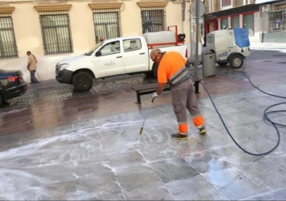Urbaser se perfila como adjudicataria del nuevo contrato de limpieza viaria en Lucena