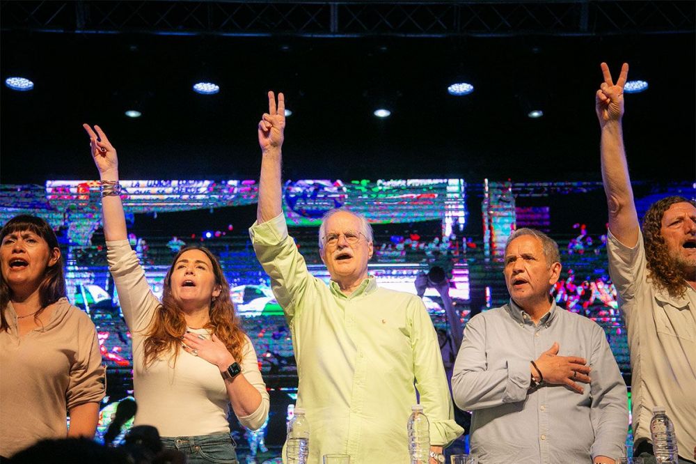 Puja de modelos: la consigna que afianza Fuerza Patria en la recta final de la campaa