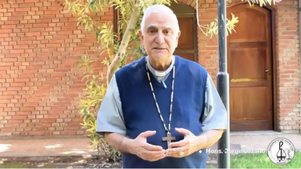 Mons. Lozano: 