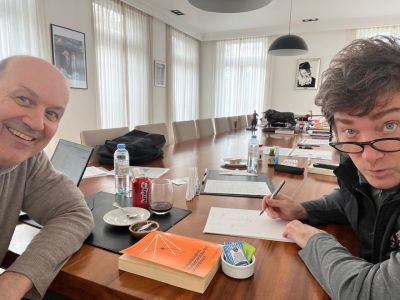 El Gobierno derog una norma histrica que igualaba los sueldos de los contratados con los de los empleados permanentes del Estado