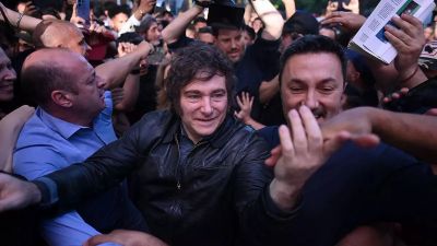 Funcionarios, contratistas del Estado y viejos aliados: los nombres detrs de los mayores aportes electorales