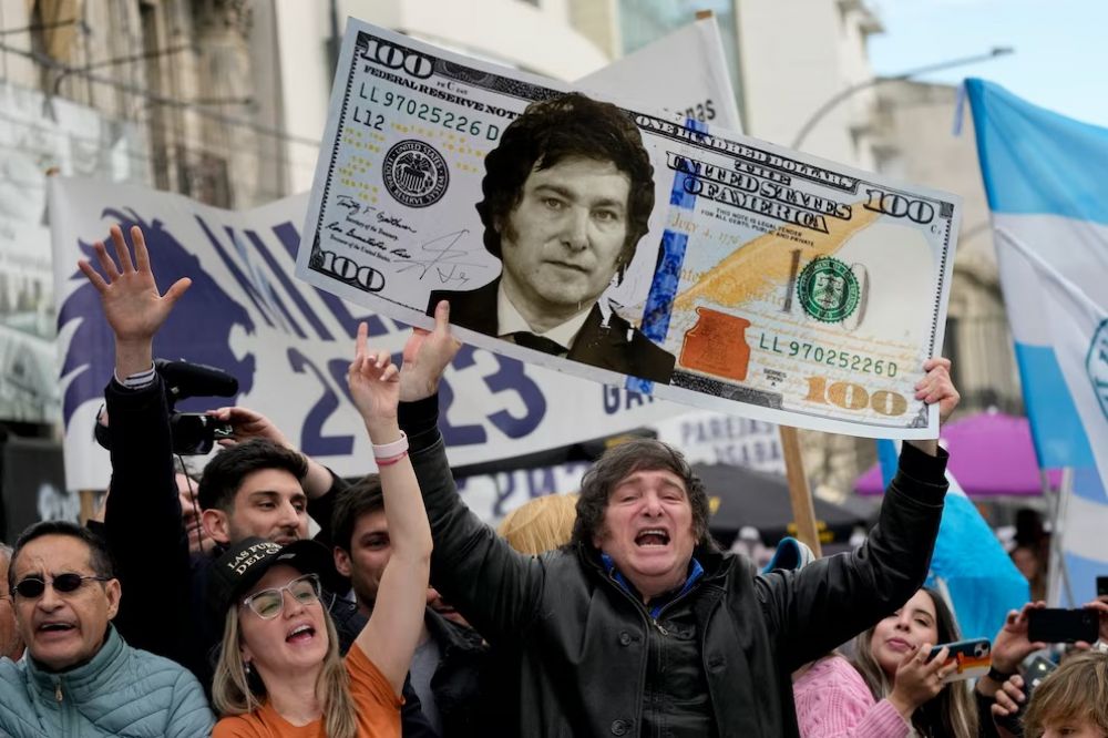Javier Milei: Nos van a salir dlares por las orejas