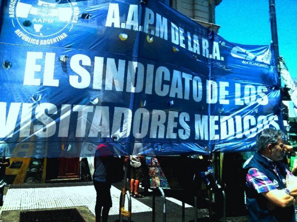 La AAPM se movilizar contra los despidos y abusos en Laboratorios Bernab