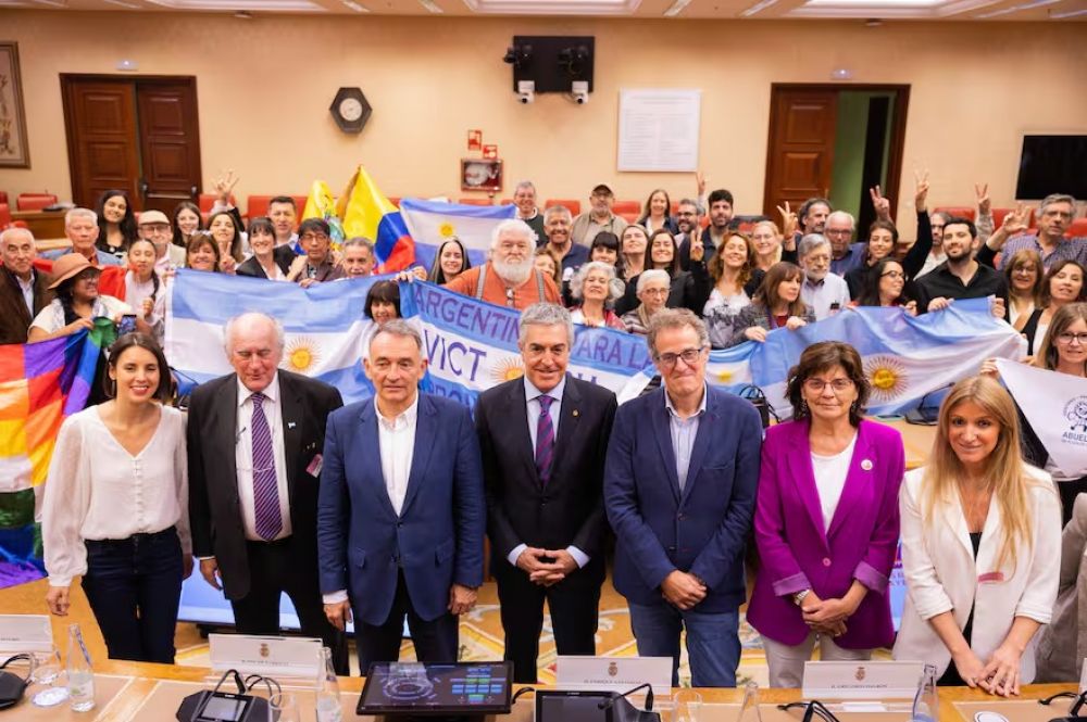 Cristina Kirchner particip a la distancia de un comit en Madrid que pide su liberacin y dijo que el vnculo con EE.UU. es un desastre