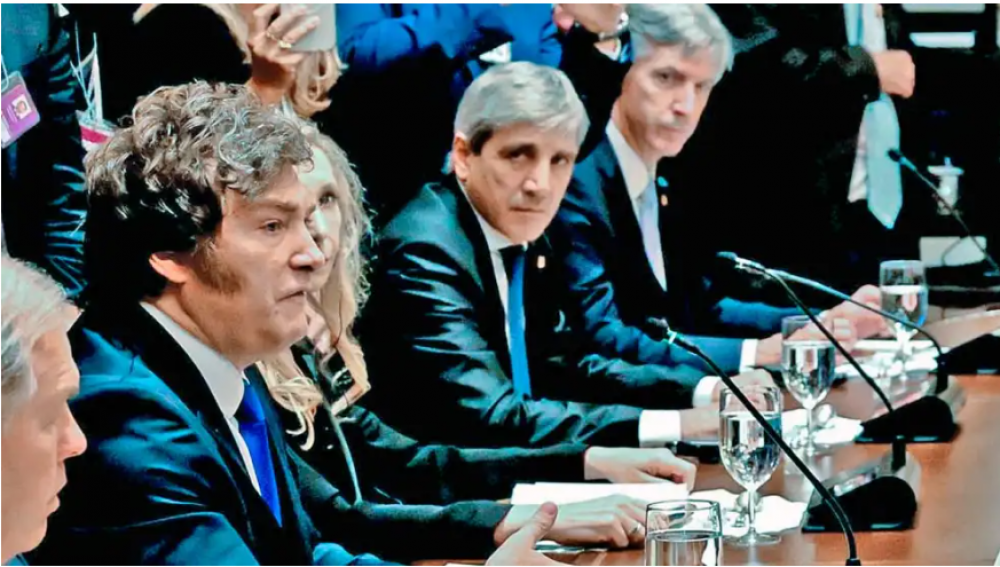 Gobernabilidad o default: Javier Milei enfrenta el ultimtum poltico