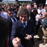 El Gobierno llega al final de la campaa enfocado en el tercio que le permita resistir en el Congreso