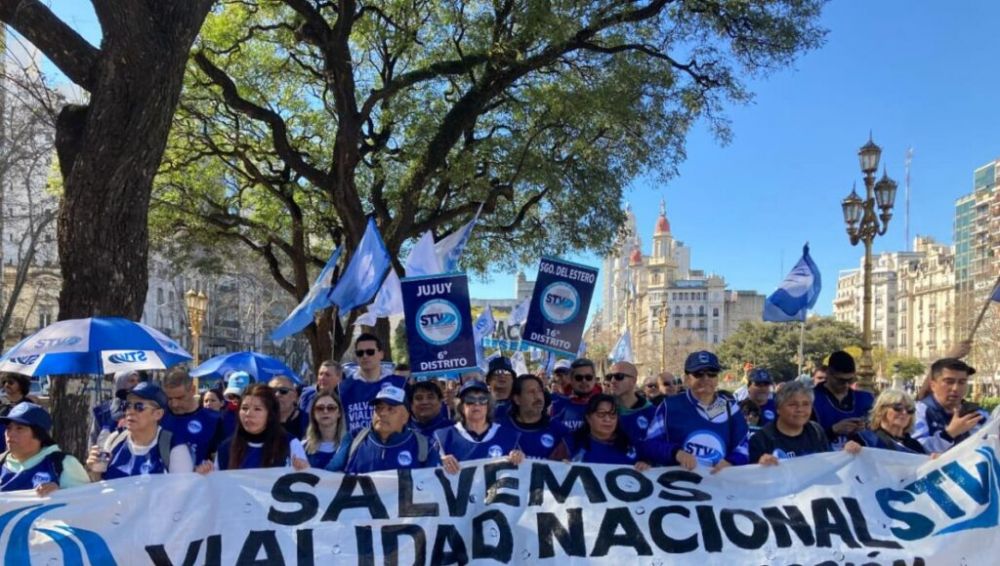 Trabajadores de Vialidad Nacional denuncian que el Gobierno tiene retenidos los fondos para 10 meses de obras
