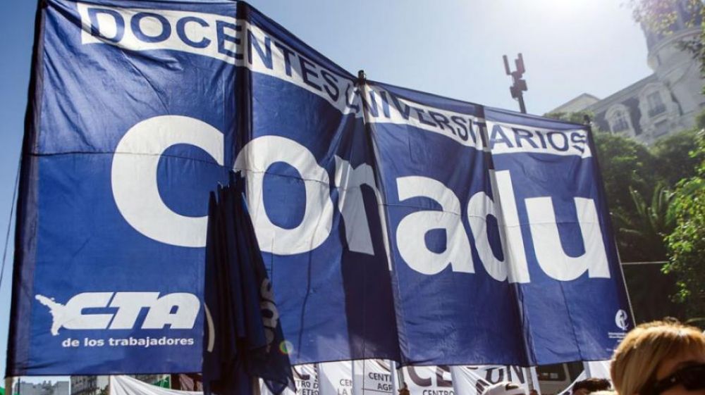 Docentes universitarios lanzan paro de 24 horas y jornada de protesta nacional