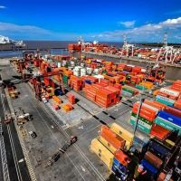 El comercio exterior alcanz su mayor nivel en tres aos y sum 22 meses de supervit