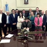 El gabinete que viene: Milei prepara cambios y define si Santiago Caputo salta del off al poder formal