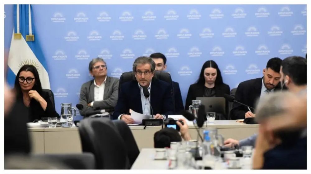 El Gobierno busca retrasar el debate del Presupuesto 2026 y la oposicin ya trabaja en proyectos alternativos