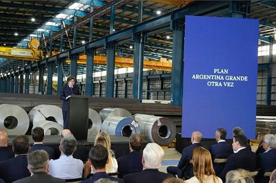 El gobierno cuenta porotos y busca sumar voluntades para profundizar la reforma laboral el mismo lunes