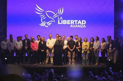 En el cierre de la campaa en Rosario, Milei prometi 