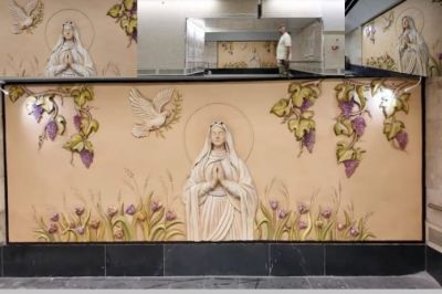 Teherán inaugura una estación de metro dedicada a la Virgen María