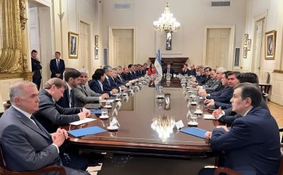 El Gobierno ya piensa en el lunes y apunta a las reformas laboral y tributaria