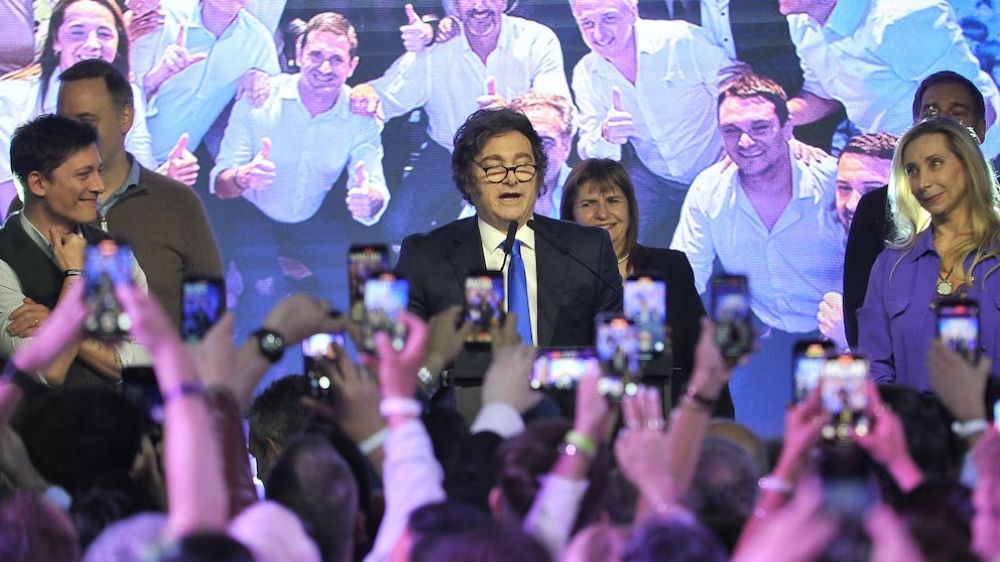 Javier Milei relanza el Gobierno luego de un categrico triunfo de La Libertad Avanza y el llamado a formar alianzas