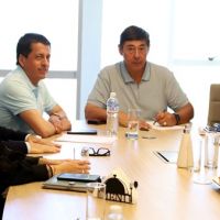 Petroleros crean un seguro de vida obligatorio que garantiza el salario por cinco aos en caso de accidente laboral