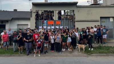 Aceras Berisso tomada por los trabajadores: fracas la mediacin del Ministerio de Trabajo bonaerense