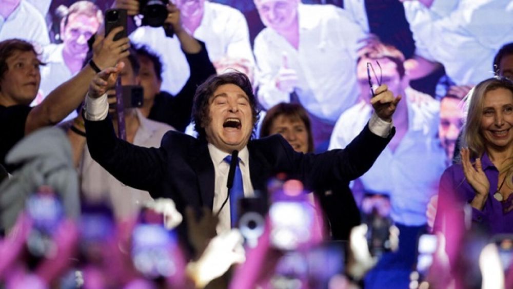 La victoria legislativa de LLA le abre la puerta al aumento de la edad jubilatoria que reclamaba el FMI