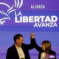 Milei empieza a negociar barato con las provincias y prueba a Santilli como nexo informal con algunos gobernadores