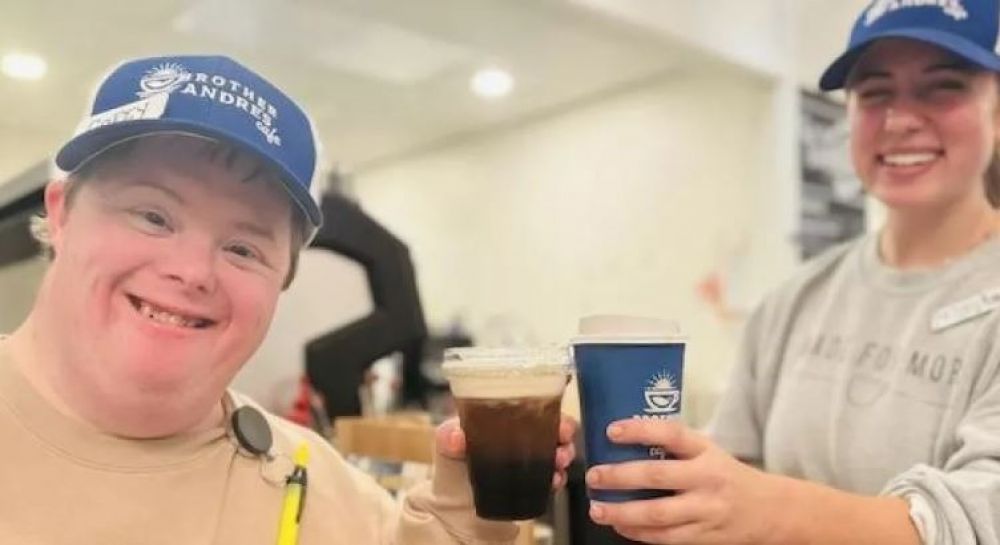 Del espresso a la confesin: el auge de los cafs parroquiales