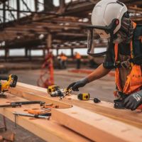 Rebota el dlar, mientras el Gobierno define que el salario suba por mrito y no por inflacin