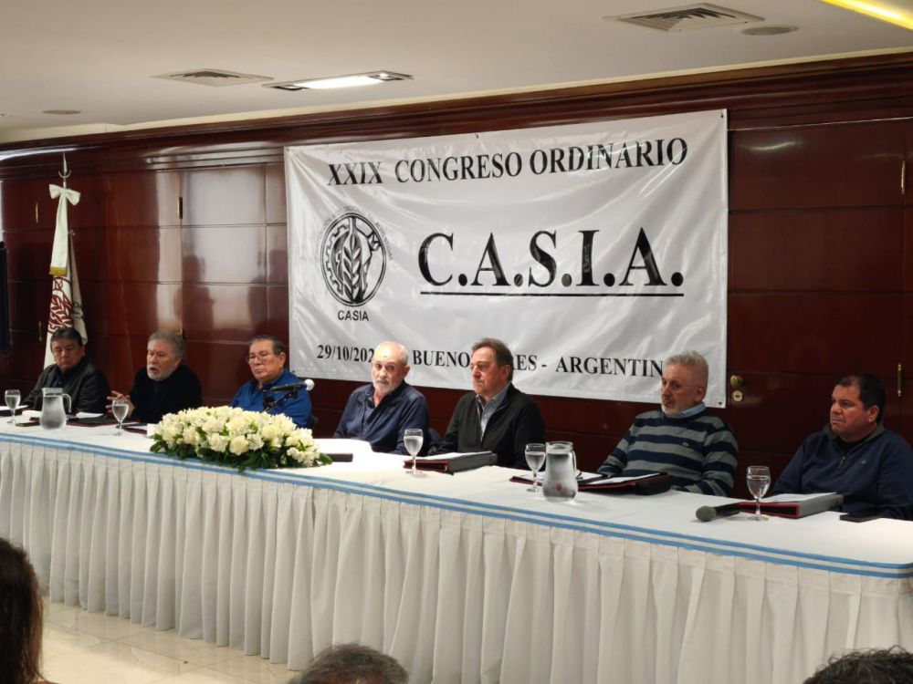 Sindicatos alimenticios pidieron un lugar en la conduccin de la CGT y aseguraron que es falso que la competitividad se logre a travs de la reduccin de salarios o la precarizacin