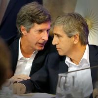 Toto Caputo promete que acumular reservas, aunque el agro adelant ventas y no habr lluvia de dlares