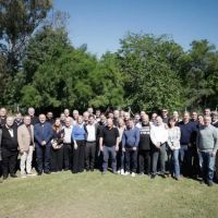 Axel Kicillof reuni a los intendentes aliados y les pidi 