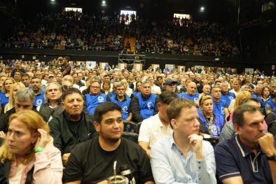 Sin votos y a pesar de la resistencia de un conjunto de sindicatos, la UTEP particip de la renovacin de autoridades de la CGT y ya proyecta una integracin