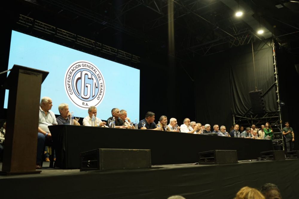 Cristian Jernimo: Para para que tengan muy claro estos gobiernos liberales, esta CGT no se rinde ante ningn gobierno de turno