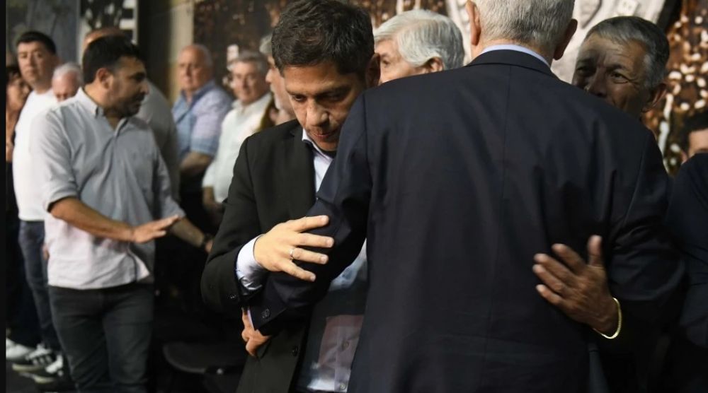 Intendentes le piden a Kicillof reconstruir el peronismo 