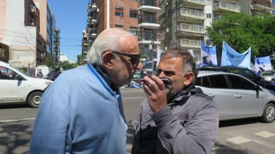 Fernndez tom distancia del triunvirato y pidi ayudar al Gobierno: Esperemos que esta nueva CGT lleve al Gobierno una mesa de dilogo