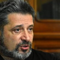 Gremios denuncian a Vctor Santa Mara y exigen su salida de la CGT por la crisis en los medios del Grupo Octubre