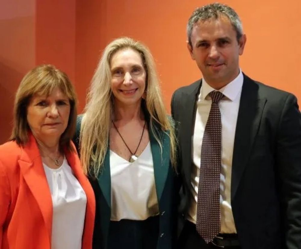 El tringulo de hierro legislativo de Javier Milei