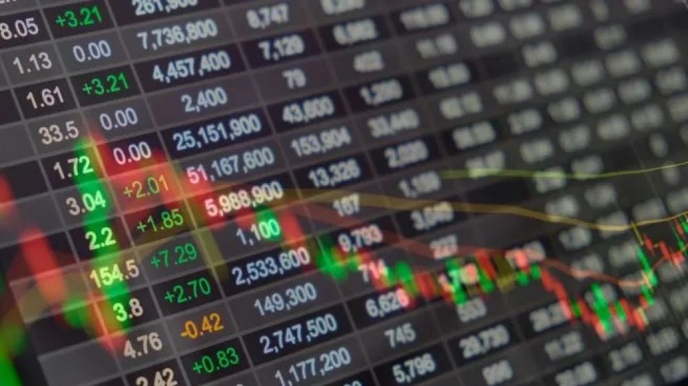 Los bonos en dlares suben 1,5% en promedio y el riesgo pas perfora los 600 puntos bsicos